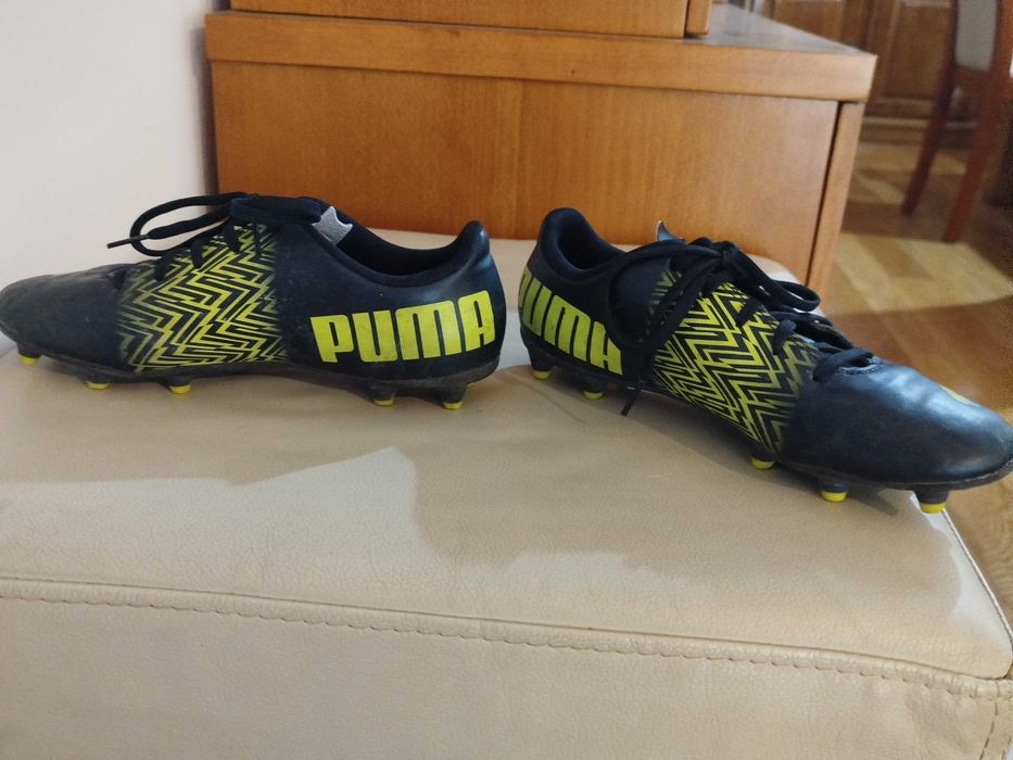Chuteiras Puma futebol como novas 38