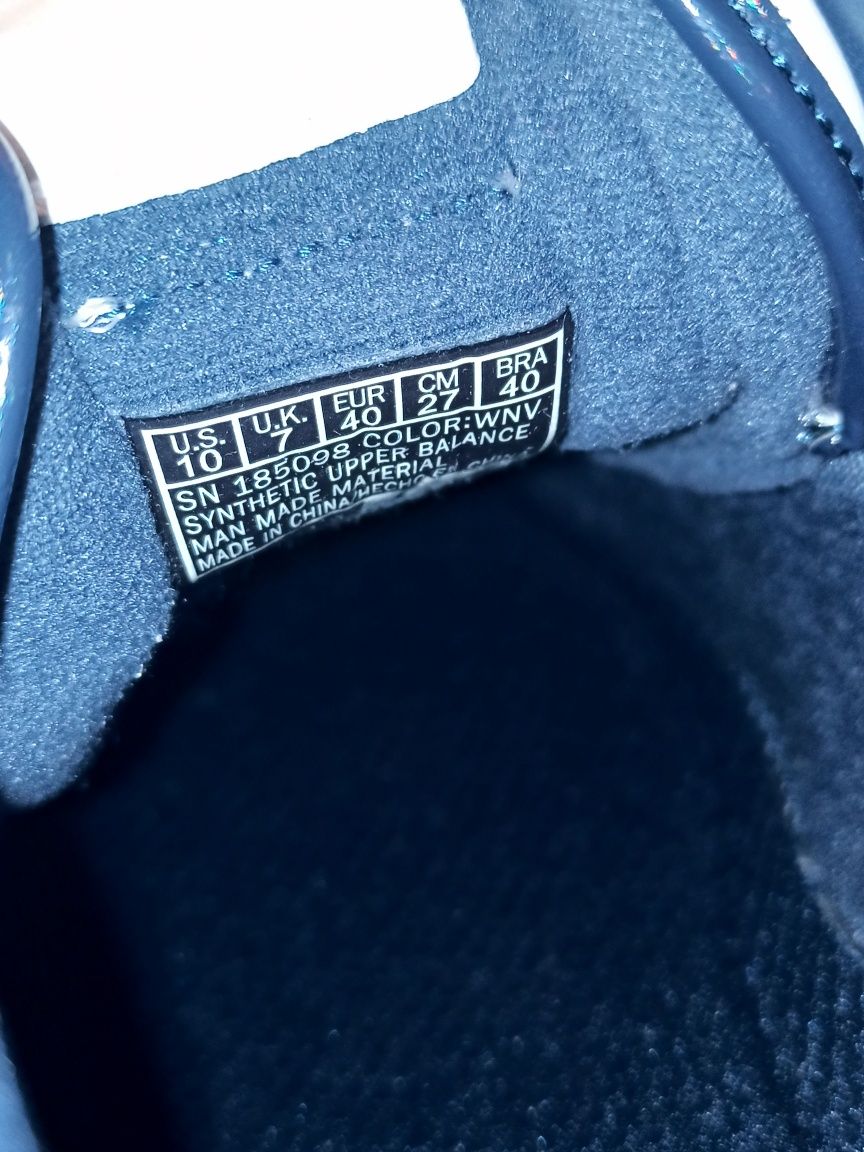Кроссовки женские Skechers