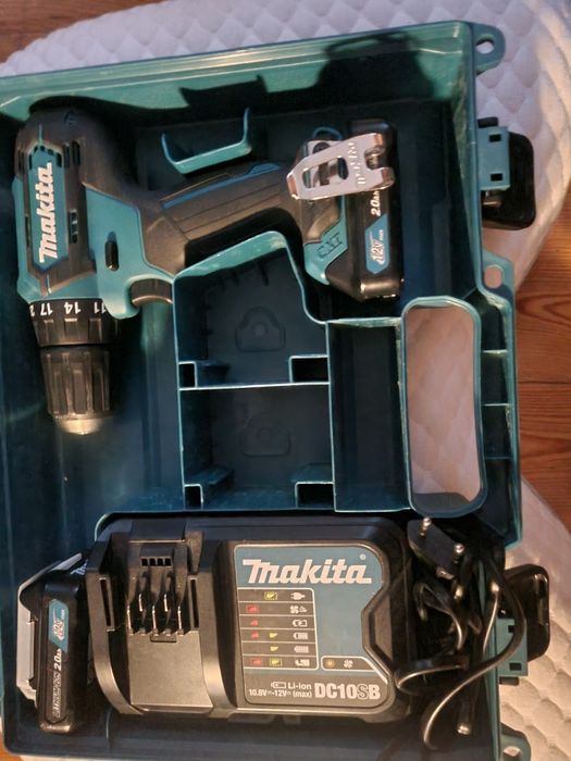 Wkrętarka makita 12V DF333D