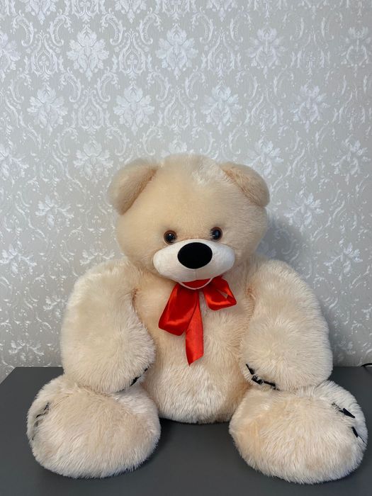 Іграшка ведмедик