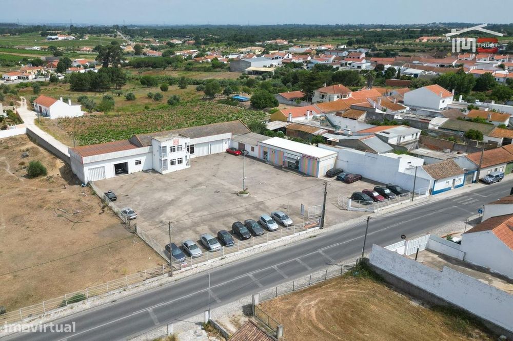 Oficina com Loja na Nacional 3