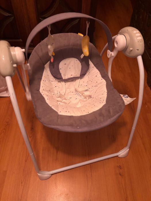 Baloiço de bebe com música