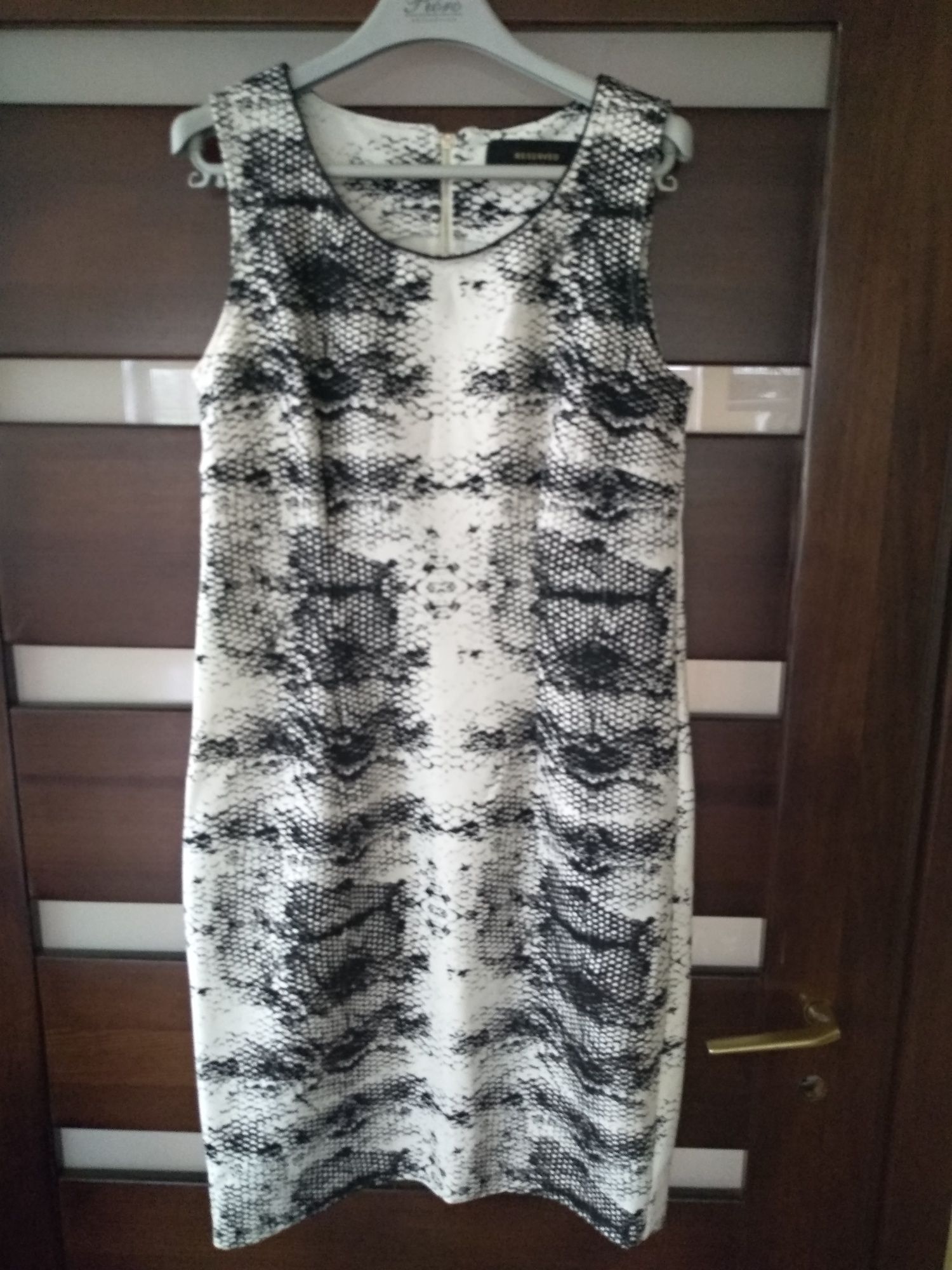 Sukienka Reserved 40/L