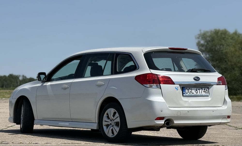 Subaru Legacy 2.0D, Napęd 4x4, Niski przebieg, Bezwypadkowa.