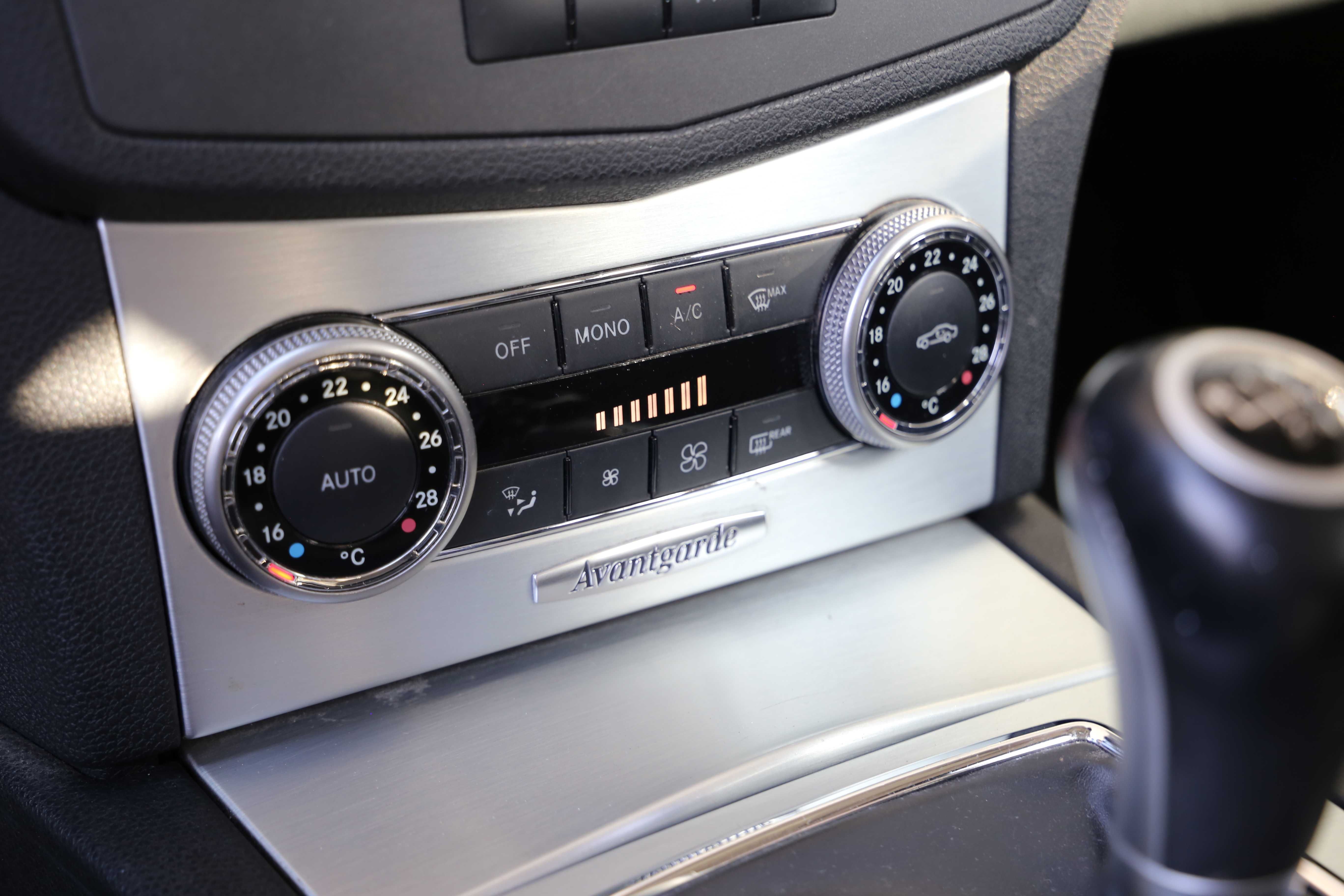 Mercedes-Benz C220 CDI AVANTGARDE