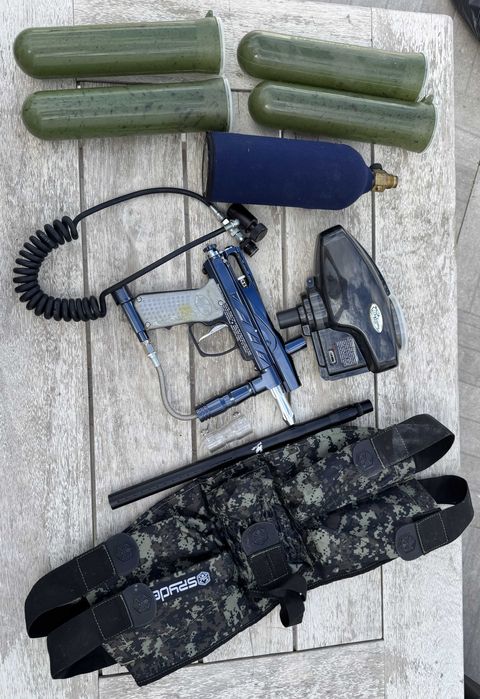 Conjunto de Paintball: Marcador, Capacete, Acessórios e Recargas