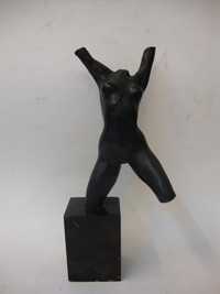 Escultura antiga em bronze