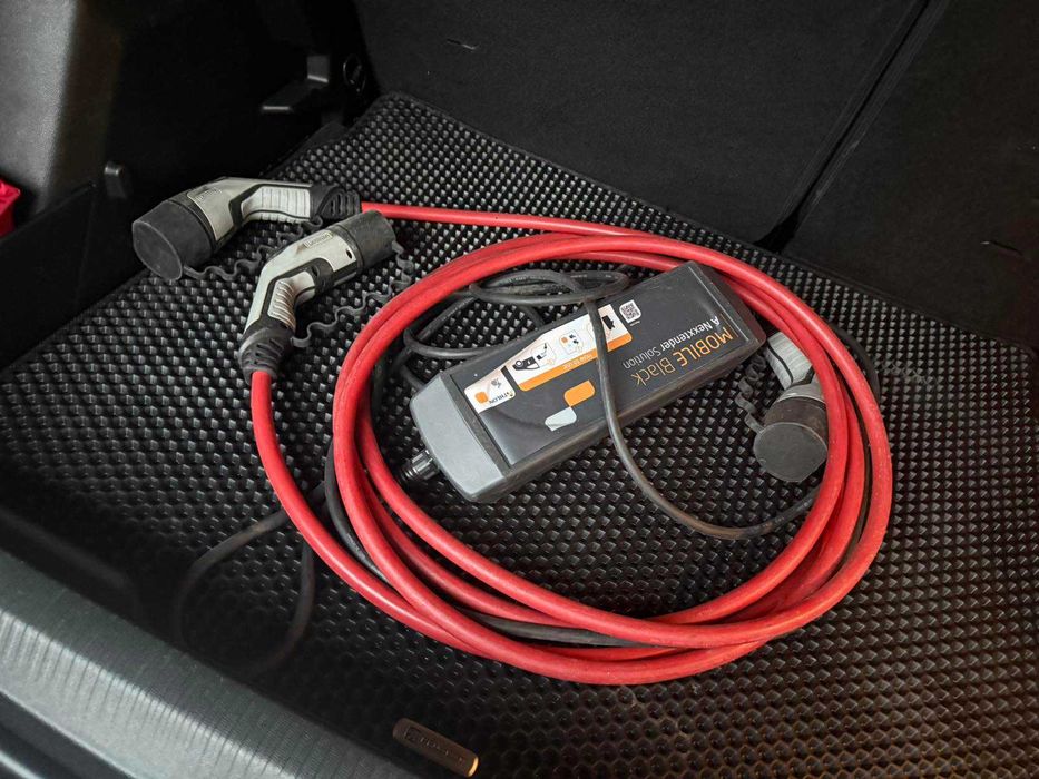 автомобіль Peugeot e-2008 GT 2020 електромобіль