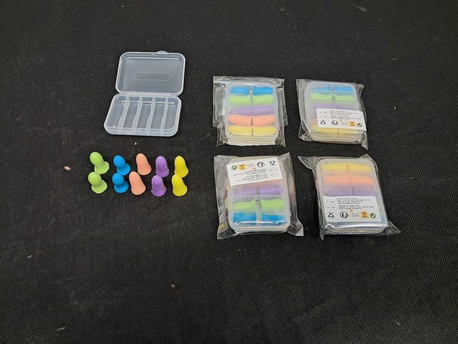 Zatyczki do uszu HURT 5 par zatyczek Razem 250 kompletów HURT