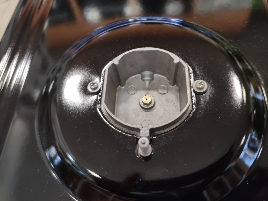 Поверхность газовая 3газ+1электро KUMTEL черная