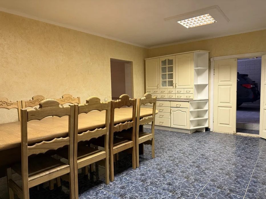 Будинок під Києвом поруч | 414м2| 24 сотки| Крюківщина поруч з ОЗЕРОМ