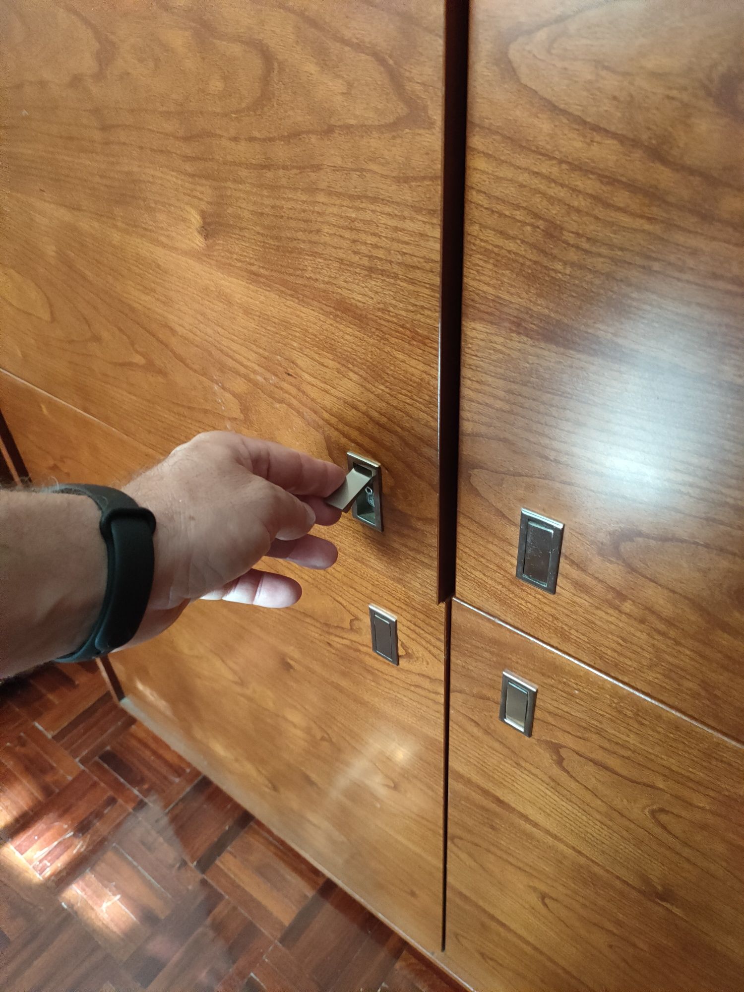 Móvel de sala (2 moveis+1 prateleira)
