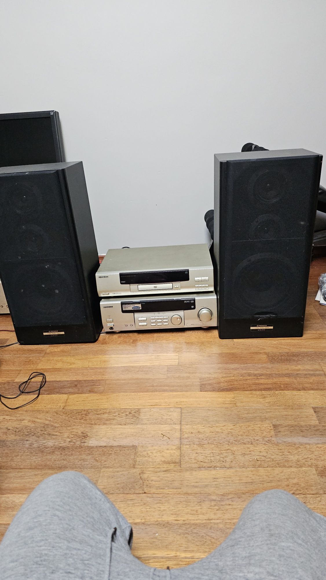 Wieża Kenwood amplituner krf 5050,cd DVF 3550, Pionieer 3drożne CS-777