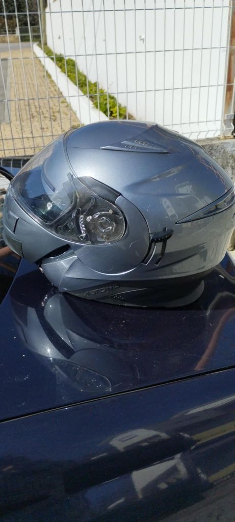 Capacete modular