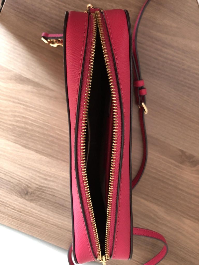 Różowa torebka Michael Kors Crossbodies