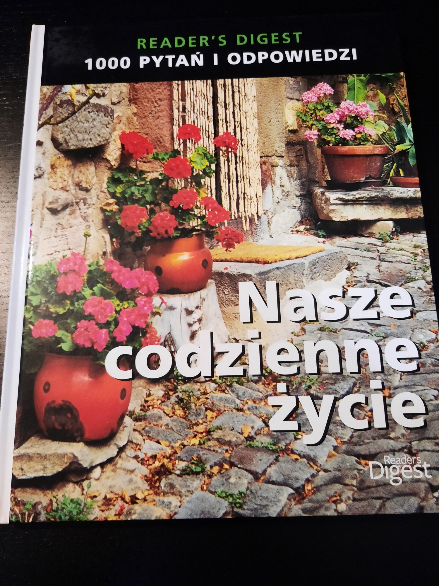 Sprzedam książkę: Nasze codzienne życie