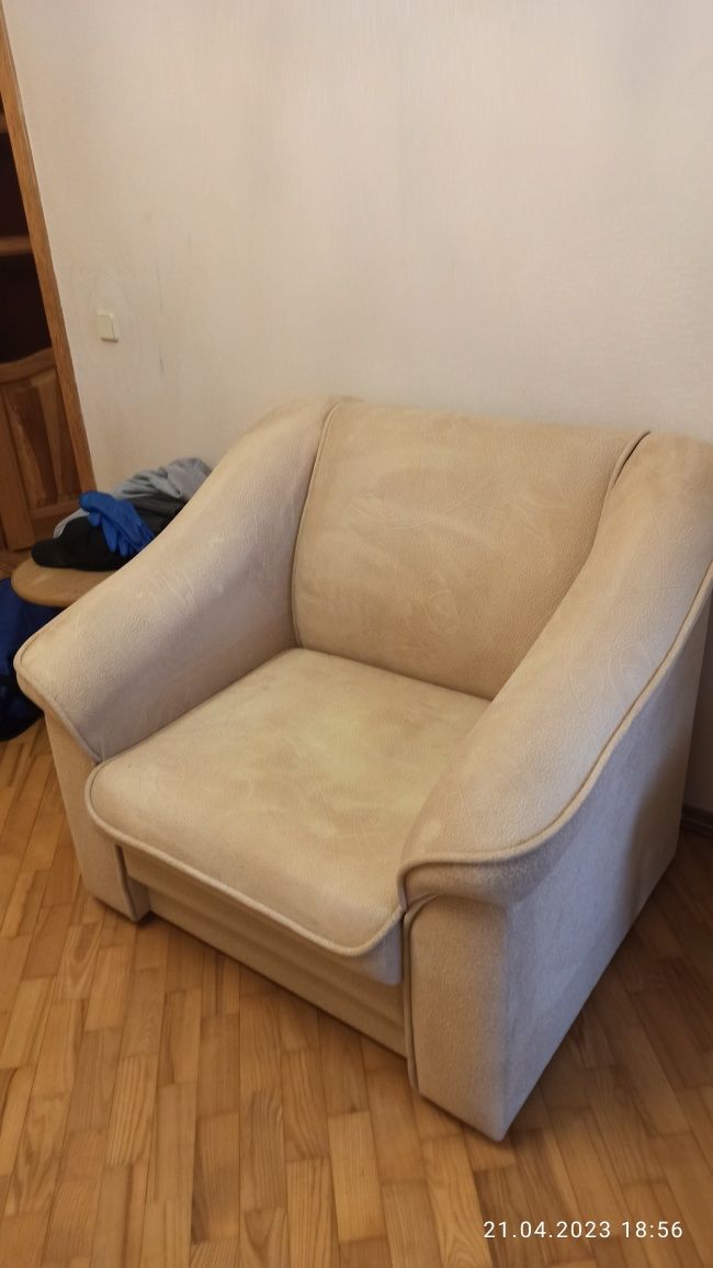 Чистка мягкой мебели,дивана,матраса.Уборка после ремонта,генеральная