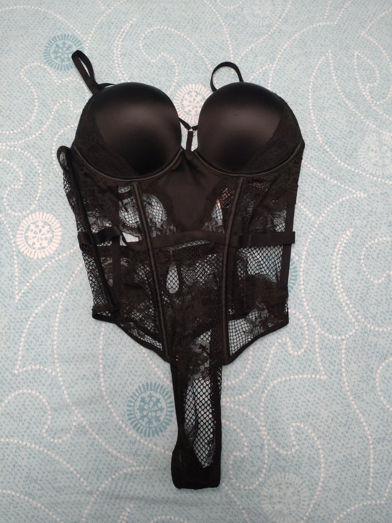 Body Victoria's Secret M stringi czarne