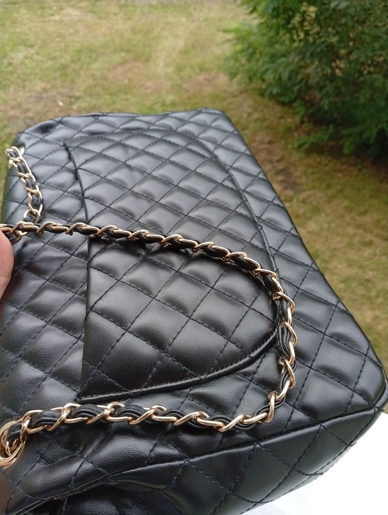 Chanel duża torebka jak nowe top jakość materiałów