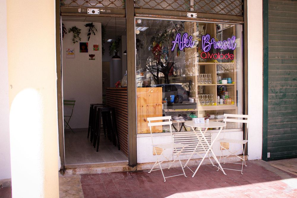 Lanchonete SnackBar Reformado e Esplanada Trespasse imediato.