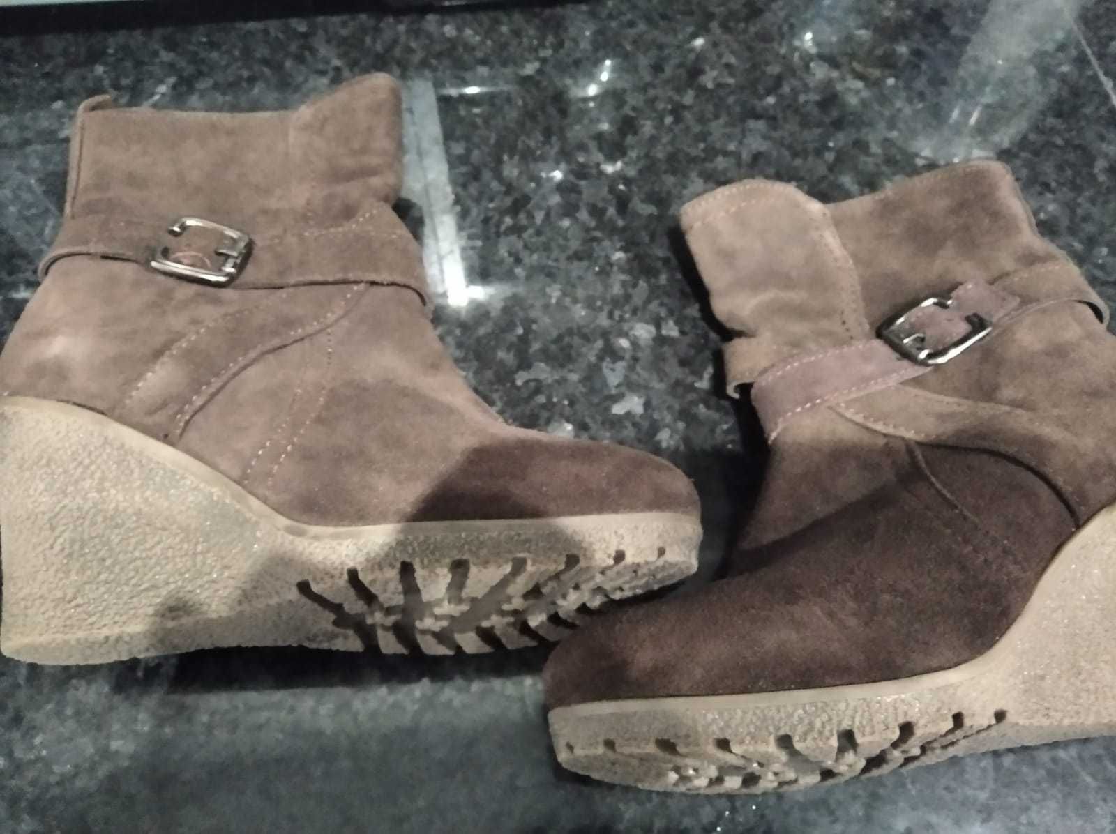 botas em camurça com salto 36