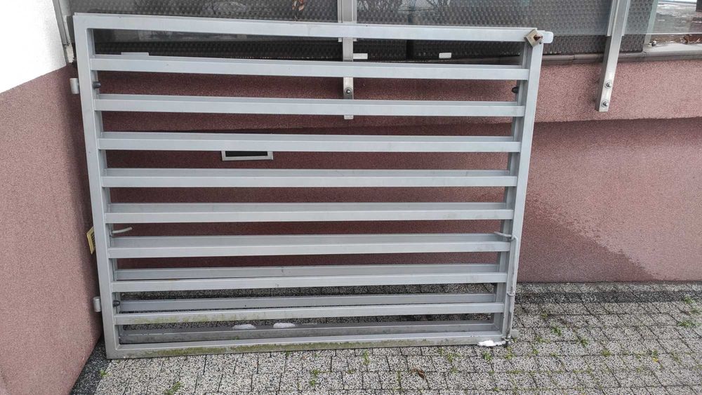 Sprzedam - używana brama 2-skrzydłowa stalowa