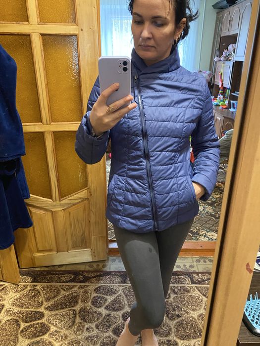 Осіння куртка жіноча на синтепоні. 42 розмір