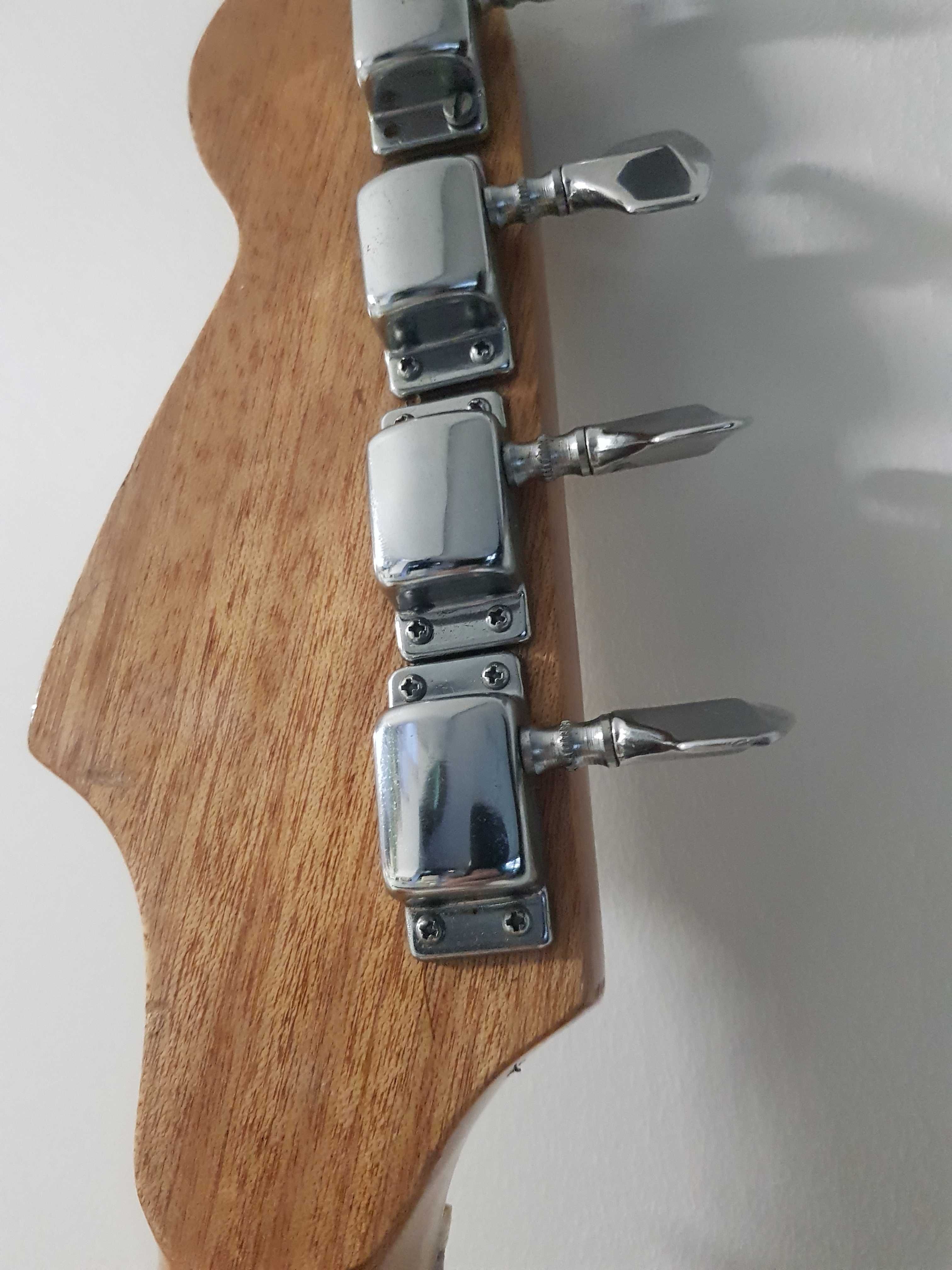 Gitara basowa Cimar , Japan