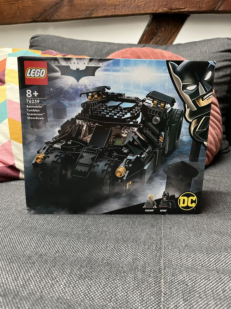LEGO 76239 - Batman Tumbler: starcie ze Strachem na Wróble