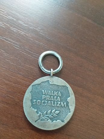 Medal Walka Praca Socjalizn