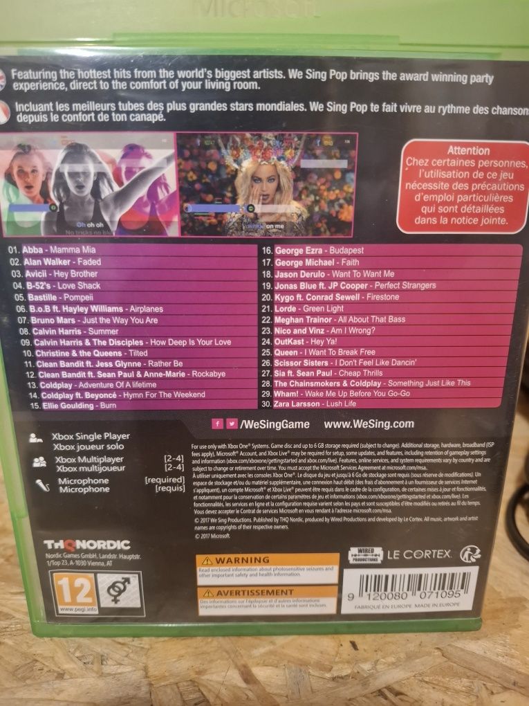 Mikrofony i gra karaoke xbox one