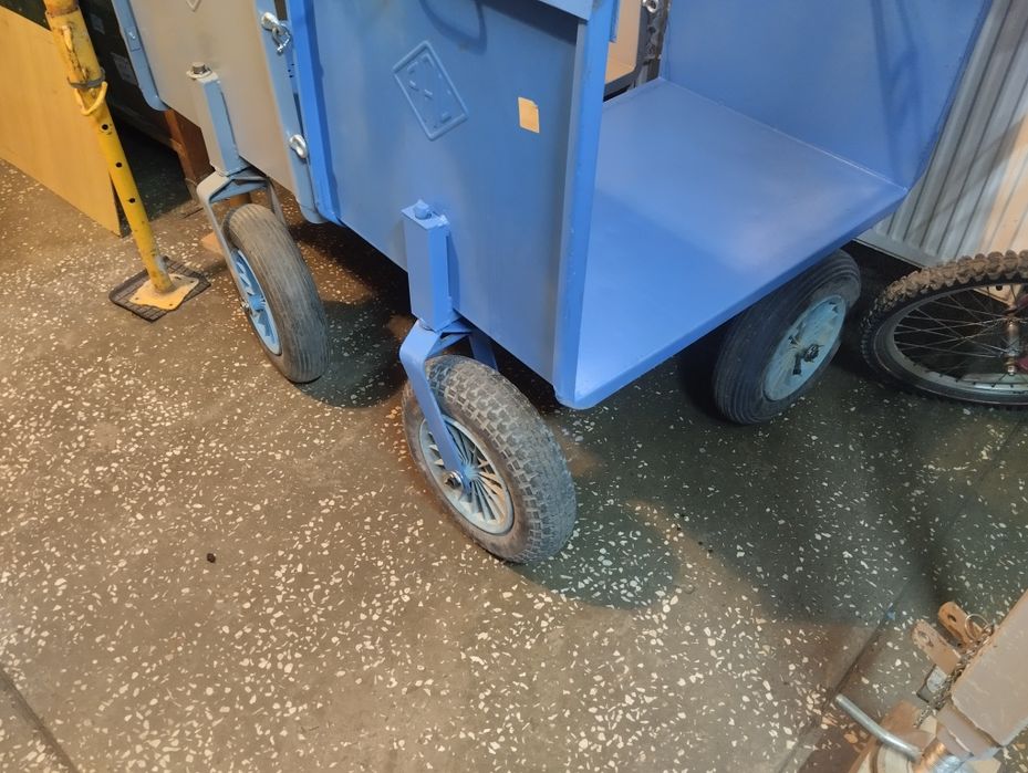 Wózek do wyciągarek budowlanych