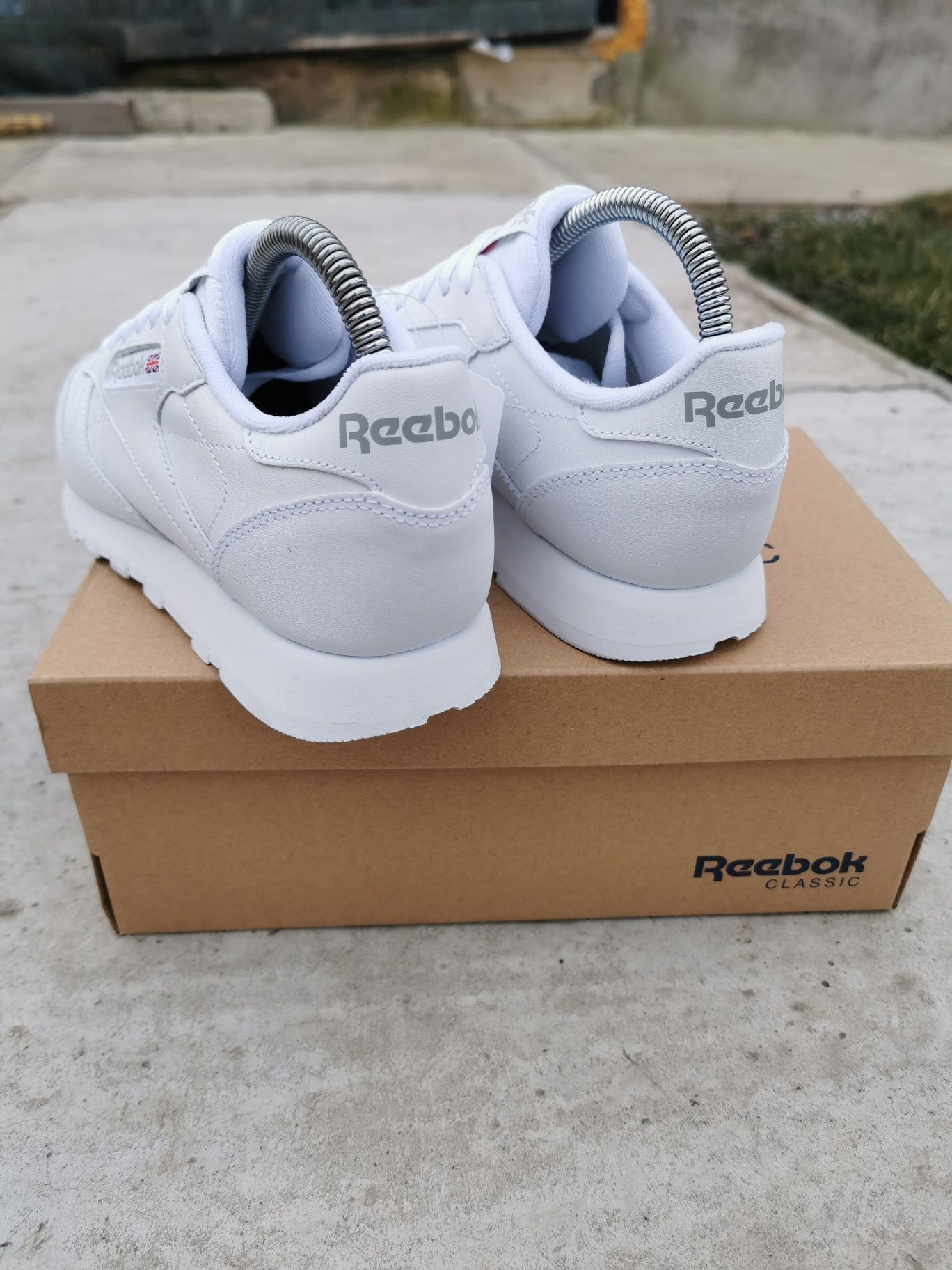 Кроссовки Reebok Classic Leather W 2232 Оригинал белые кожаные