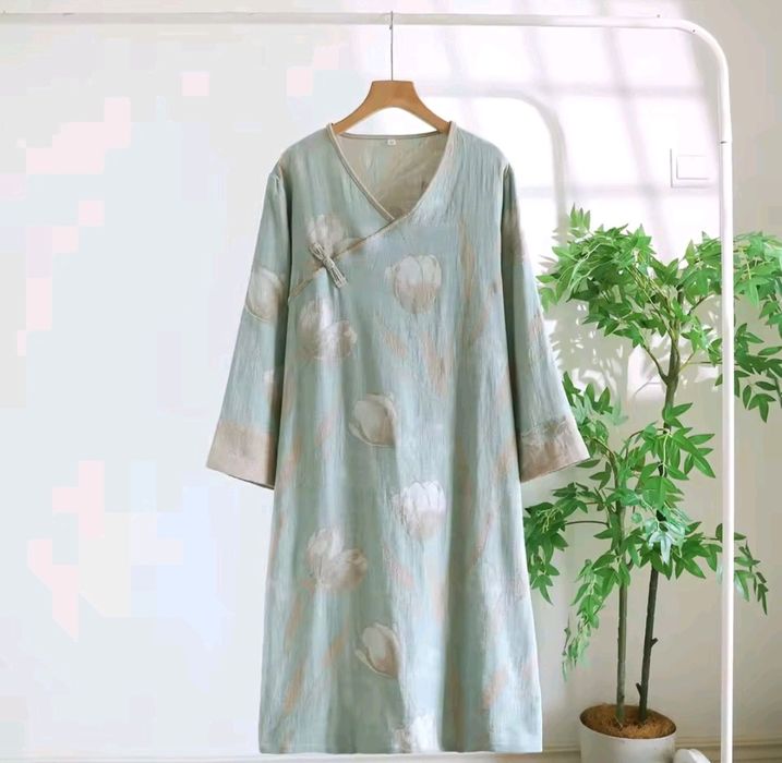 Нічна сорочка.Домашній одяг.