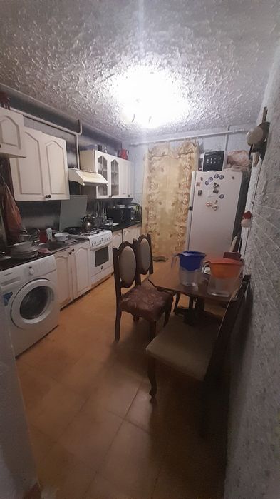 Срочно сдам хорошую комн  для 1 парня Королёва / Глушко 2500гр