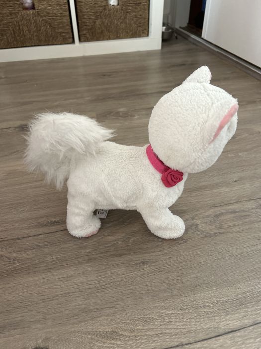 Brinquedo Gato que anda sozinho