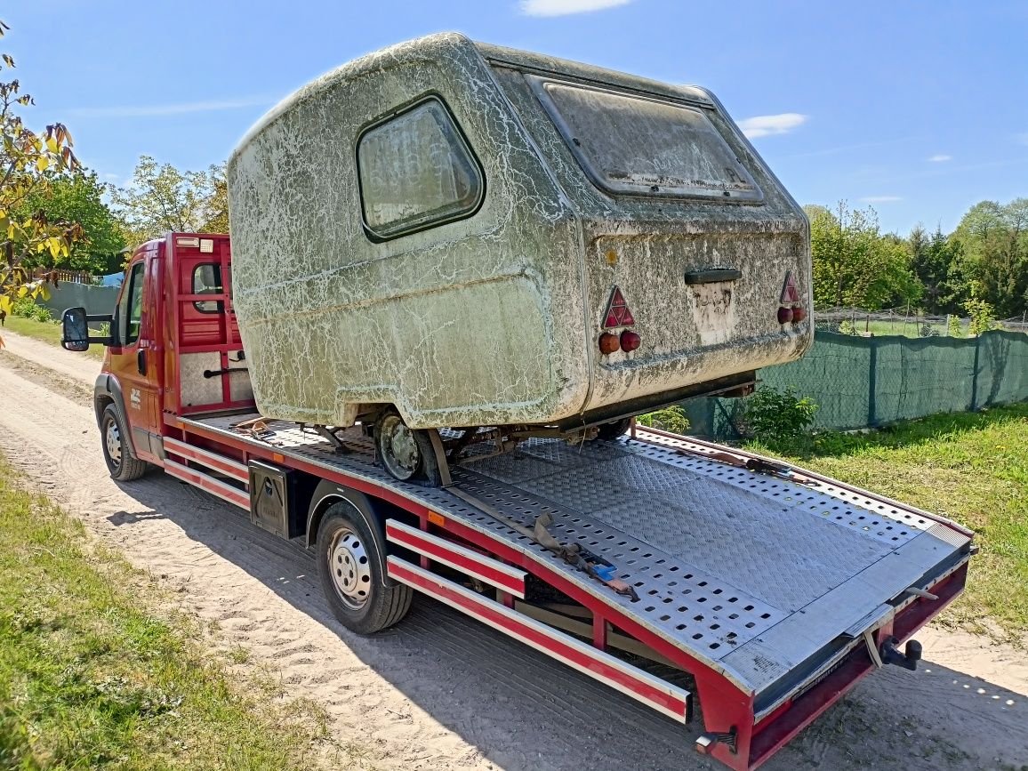 Usługi transportowe lawetą Transport maszyn transport bus PomocDrogowa