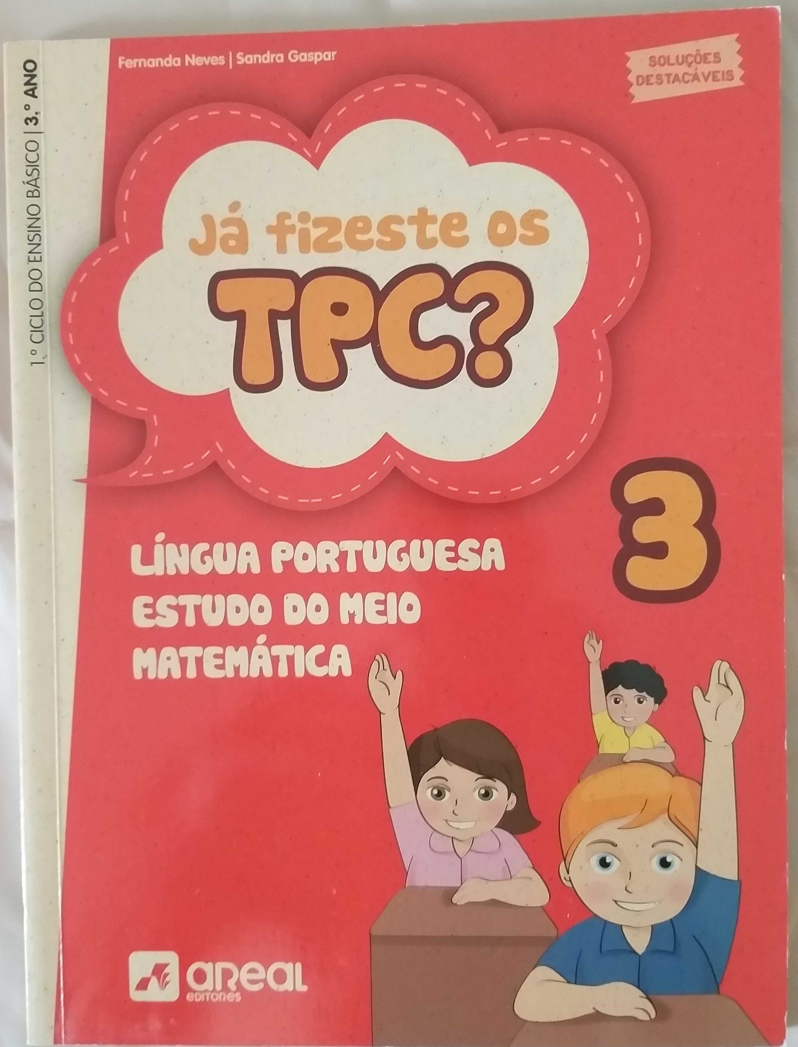 Os livros escolares: 3º ano; 12º ano.