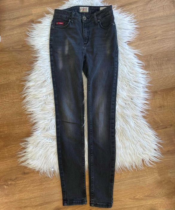 Lee Cooper w26 l30 xs spodnie jeans czarne wysoki  stan rurki