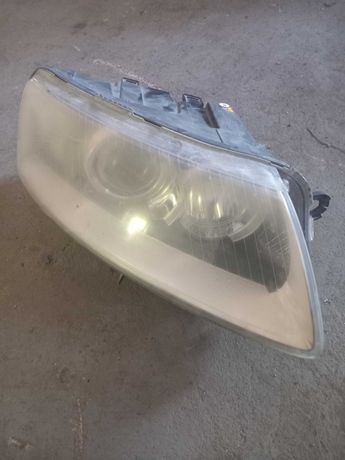 Lampa prawa przednia Przód Audi A6 c6 xenon ksenon