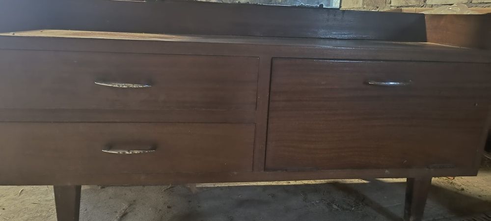 Toaletka PRL do renowacji