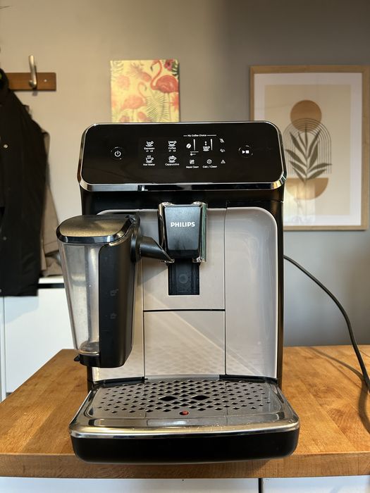 Latte Go Automatyczny Ekspres ciśnieniowy Philips LatteGo EP2235