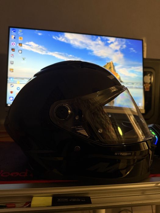 Шолом MT stinger 2 solid gloss Black S