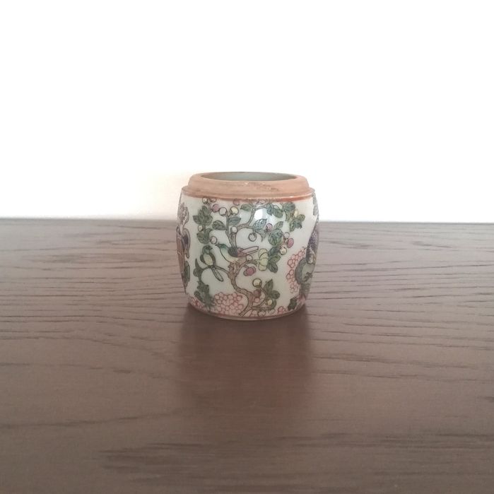 Pote decorativo chinês