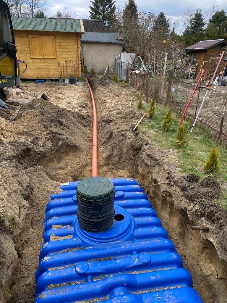 Mały zbiornik na szabo, wodę deszczową