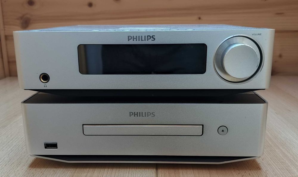 Miniwieża Hi-Fi Philips
DCD8000