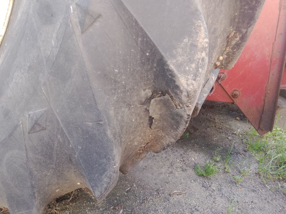 Opony do ursusa c 360 16.9/14-28