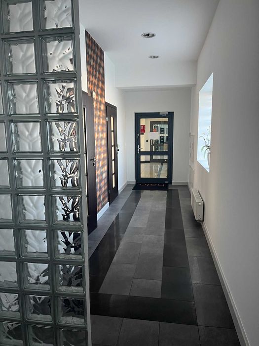 Komfortowy Lokal Usługowo-Biurowy – 145 m²