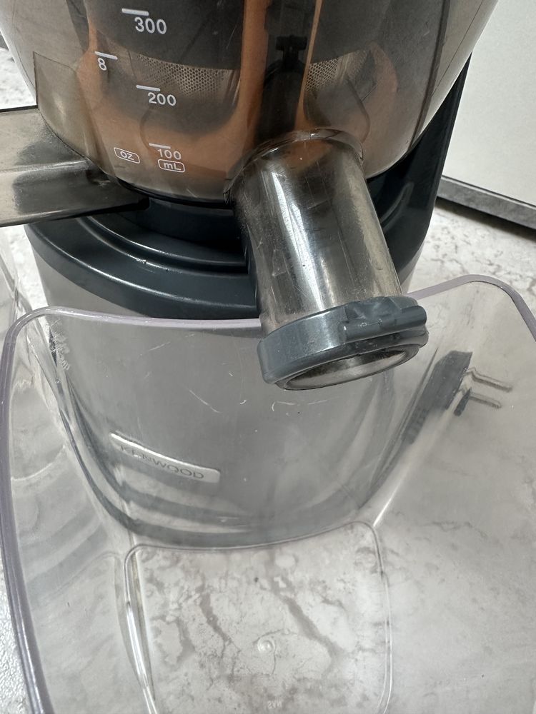 Maquina sumos centrifugadora Kenwood PureJuice Pro JMP800 SI