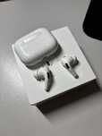 Apple AirPods Pro 2 ligtning